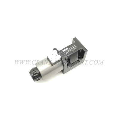 Solenoide de la asamblea de válvula 60331405 para la grúa 4WE10A-L58/CG24NK4 de SANY